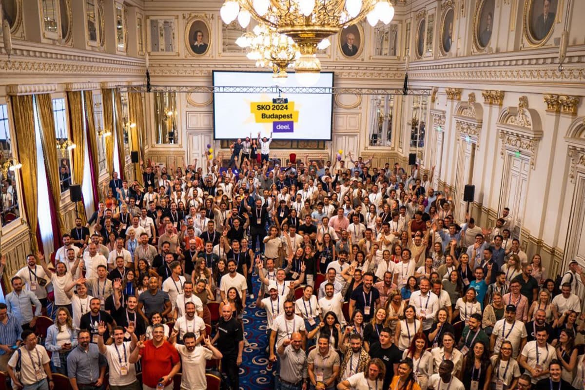 Employee merchandise incentive program, what is it and how to build it