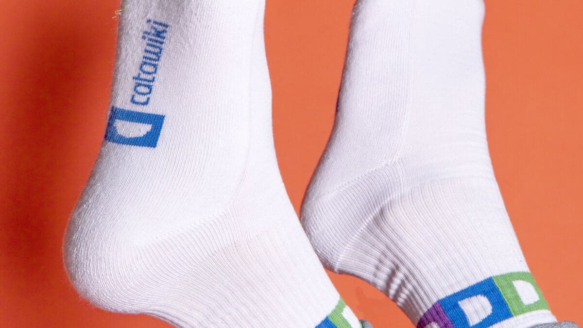 Exemples de design de chaussettes personnalisées qui marchent (2026)