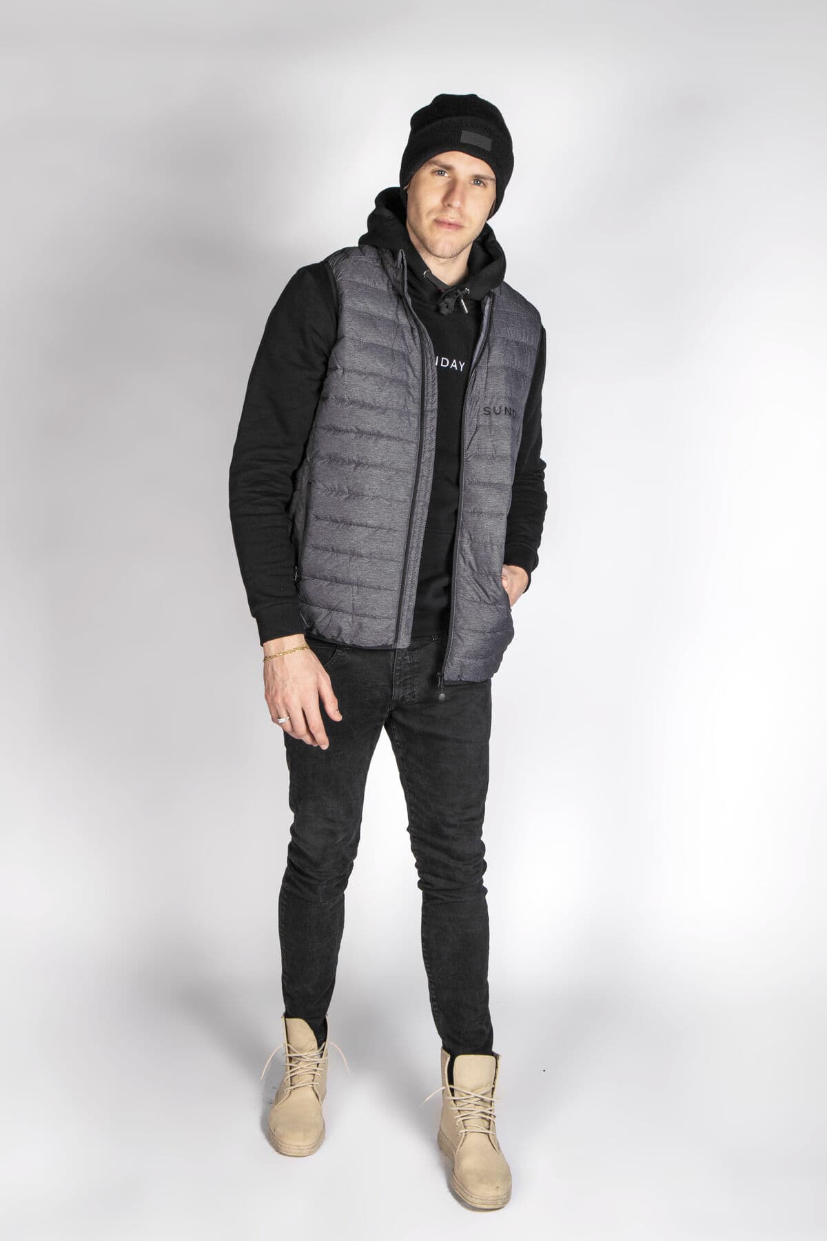 Custom jackets printing vs embroidery: which to choose (2026)
