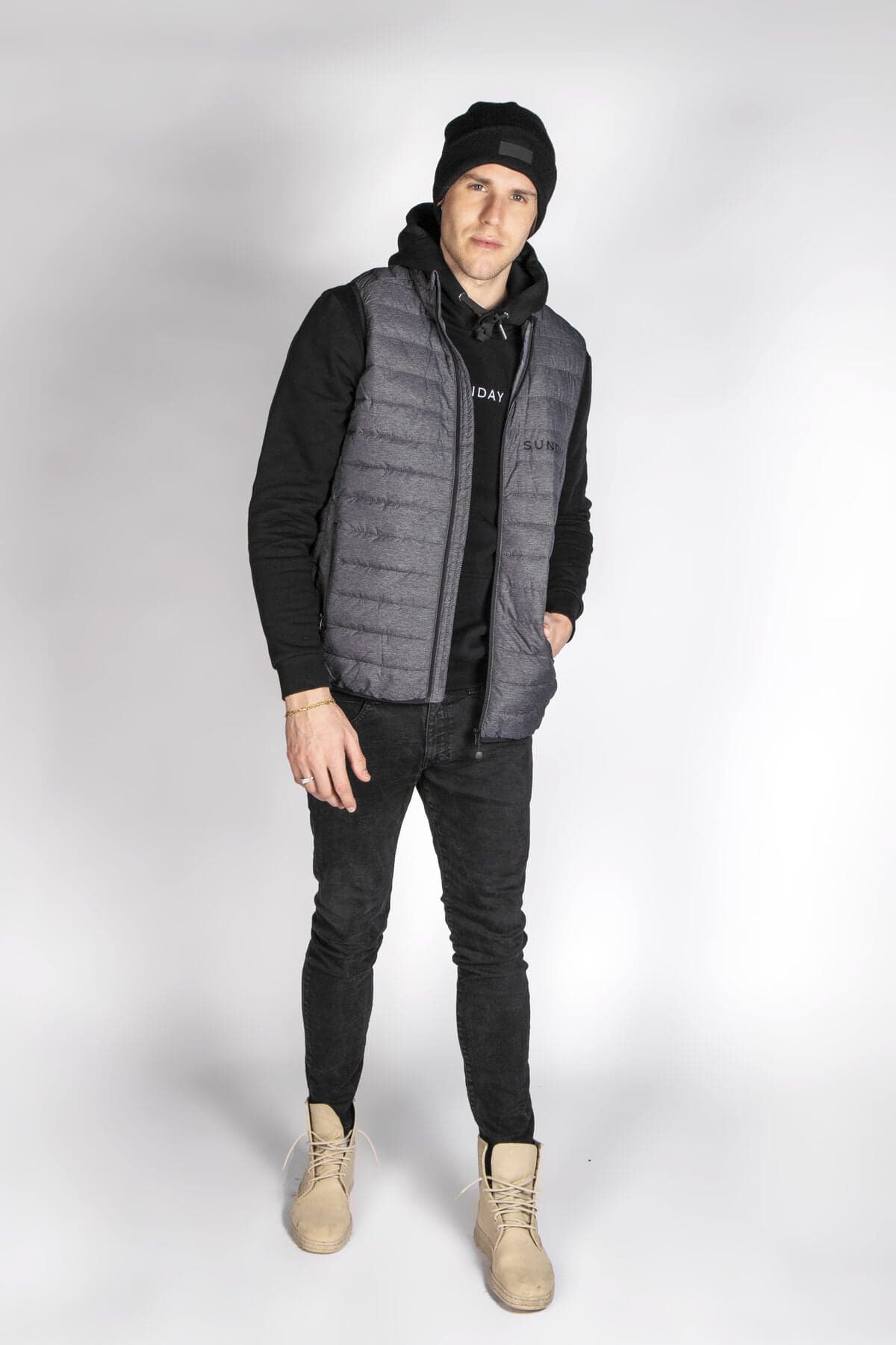 Chaquetas personalizadas: impresión o bordado, cuál elegir (2026)