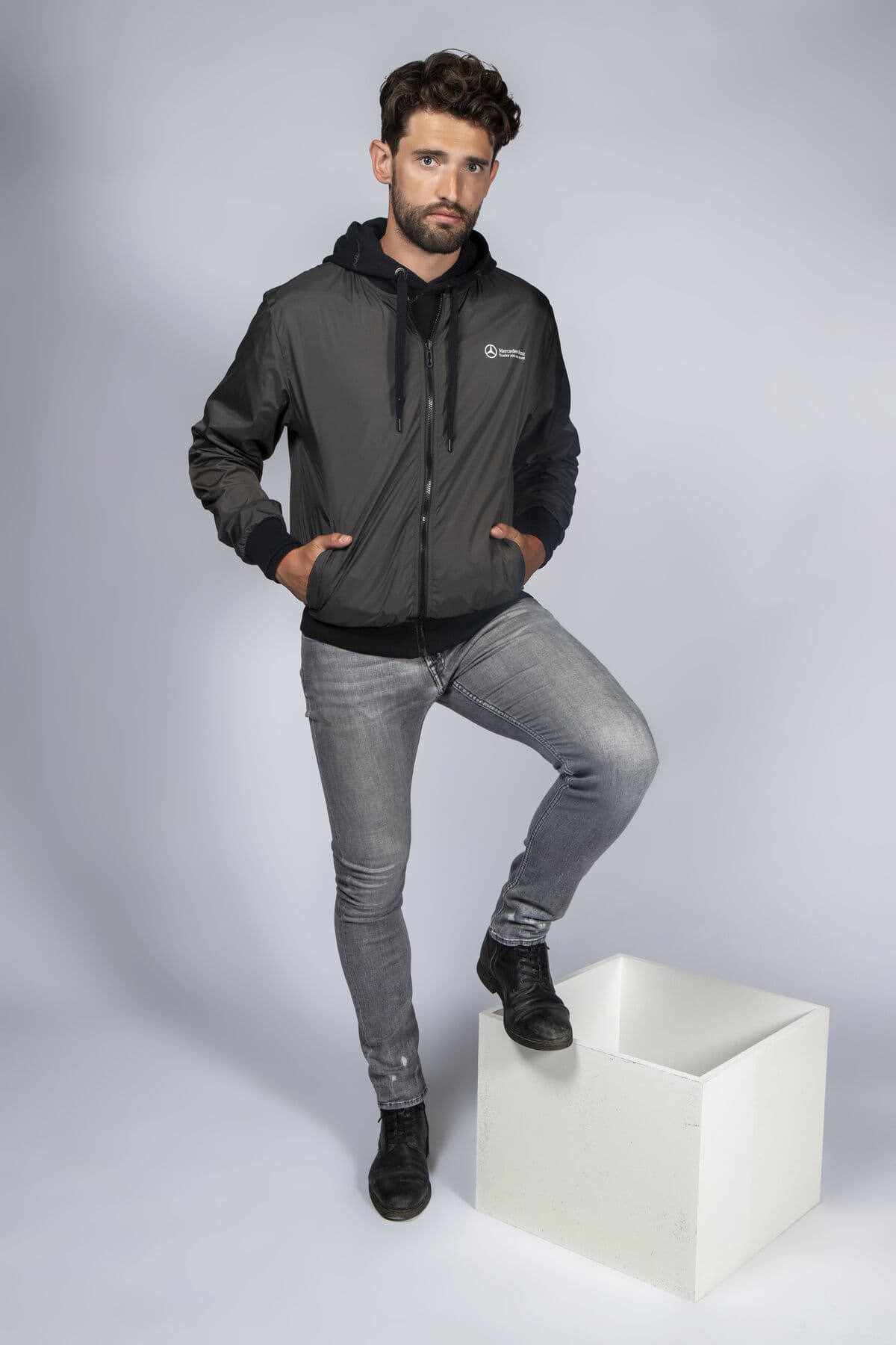 How companies use custom jackets: 7 use cases