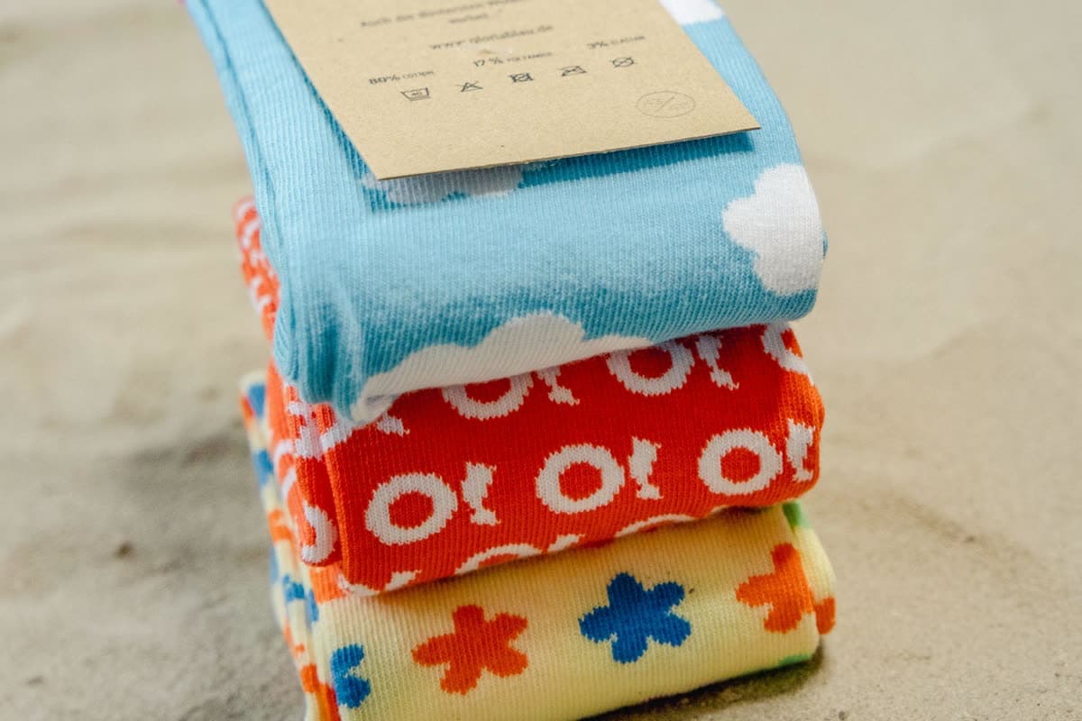 How to sell custom socks as part of a merch program