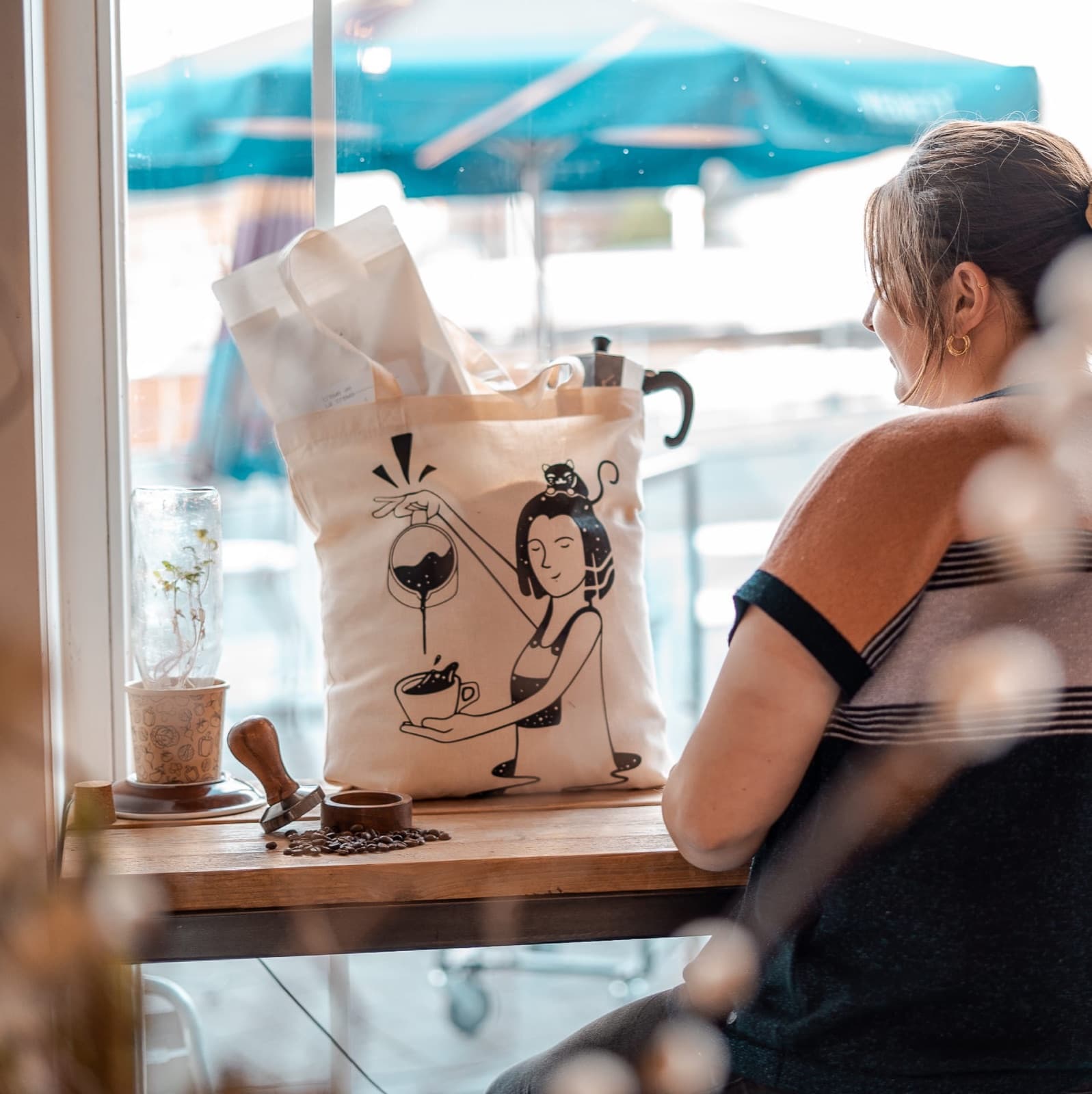 How to choose custom tote bags for your company