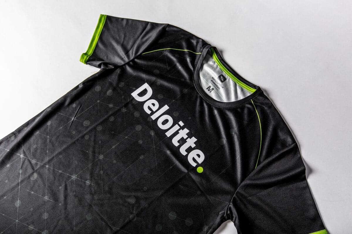 Mejores empresas de ropa deportiva personalizada en 2026 (comparativa)