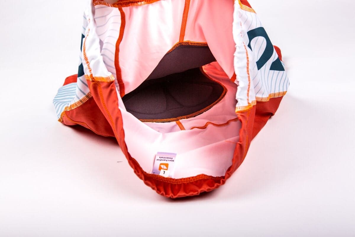 Ejemplos de diseño de ropa deportiva personalizada que funcionan