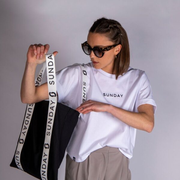 Cropped T-shirt - Image 2